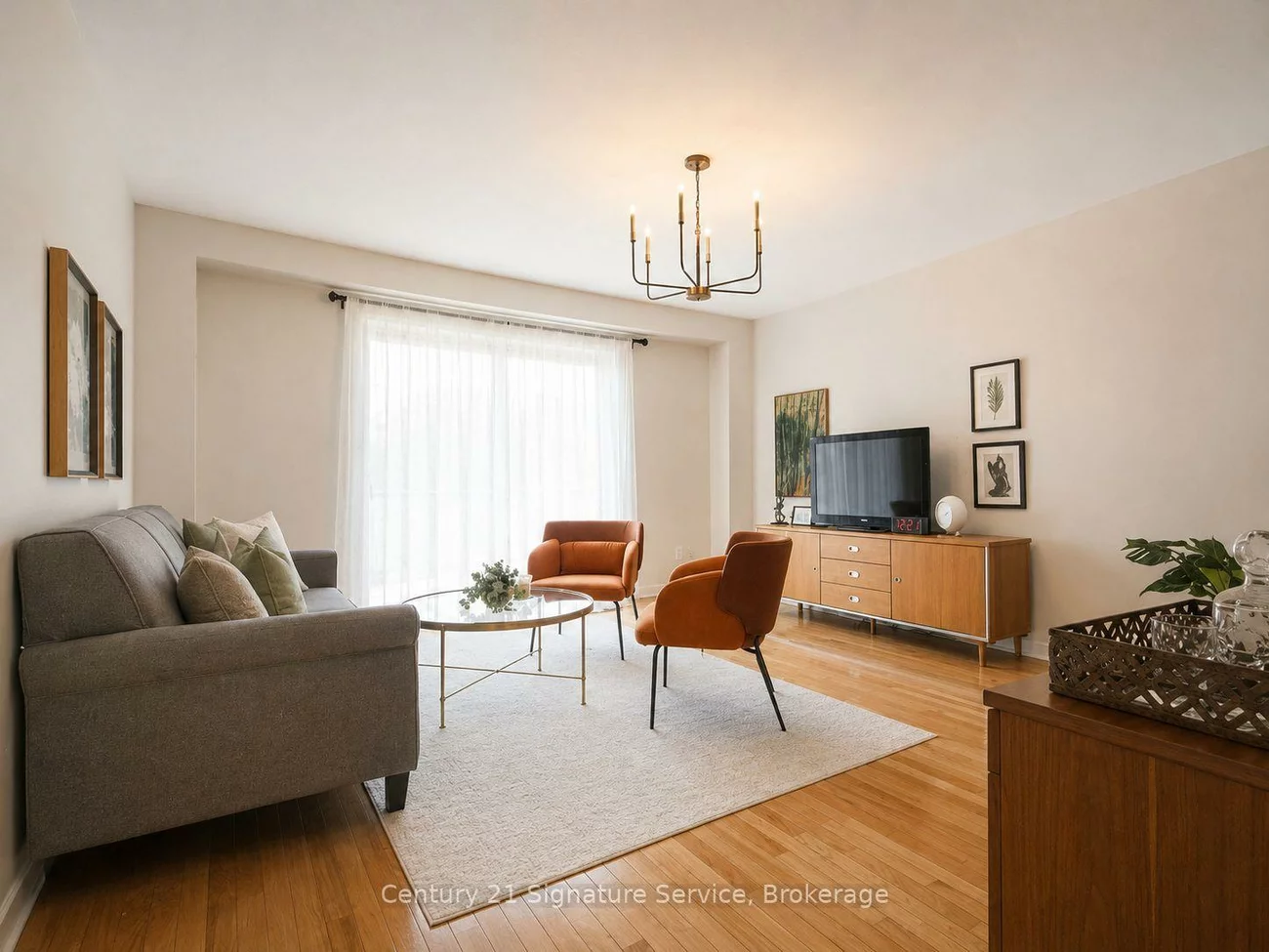 2395, Stefi, 1015 - RO River Oaks, Oakville