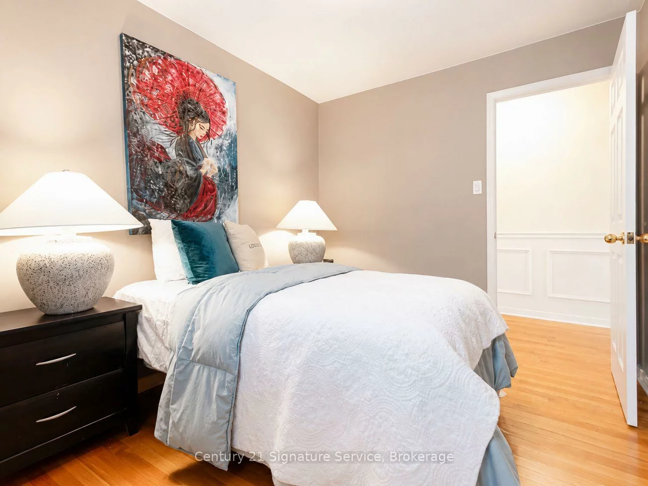 2395, Stefi, 1015 - RO River Oaks, Oakville