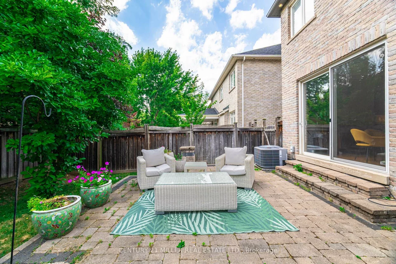 2098, Wildfel, 1000 - BC Bronte Creek, Oakville