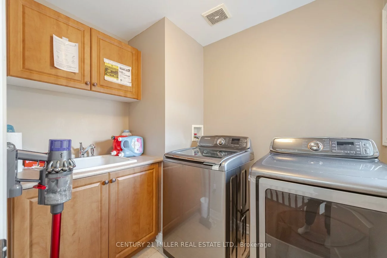 2098, Wildfel, 1000 - BC Bronte Creek, Oakville