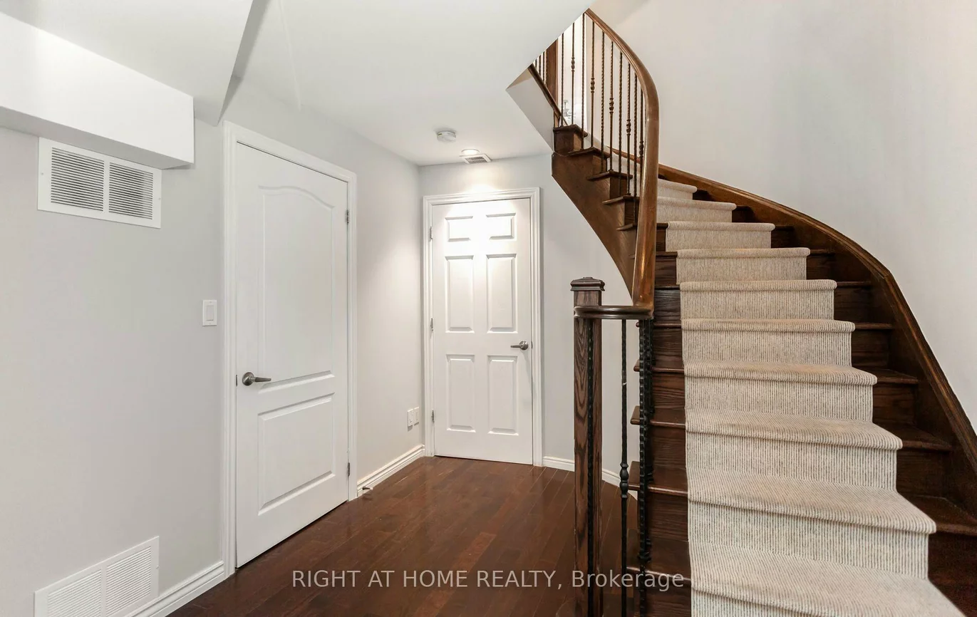 2419, Wasaga, 1009 - JC Joshua Creek, Oakville