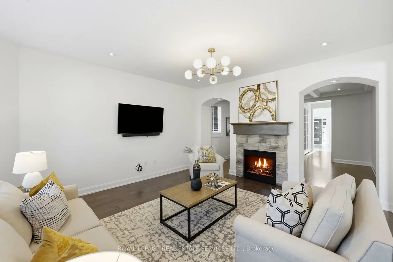 272, Wisteria, 1008 - GO Glenorchy, Oakville