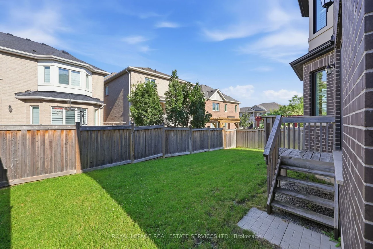 272, Wisteria, 1008 - GO Glenorchy, Oakville