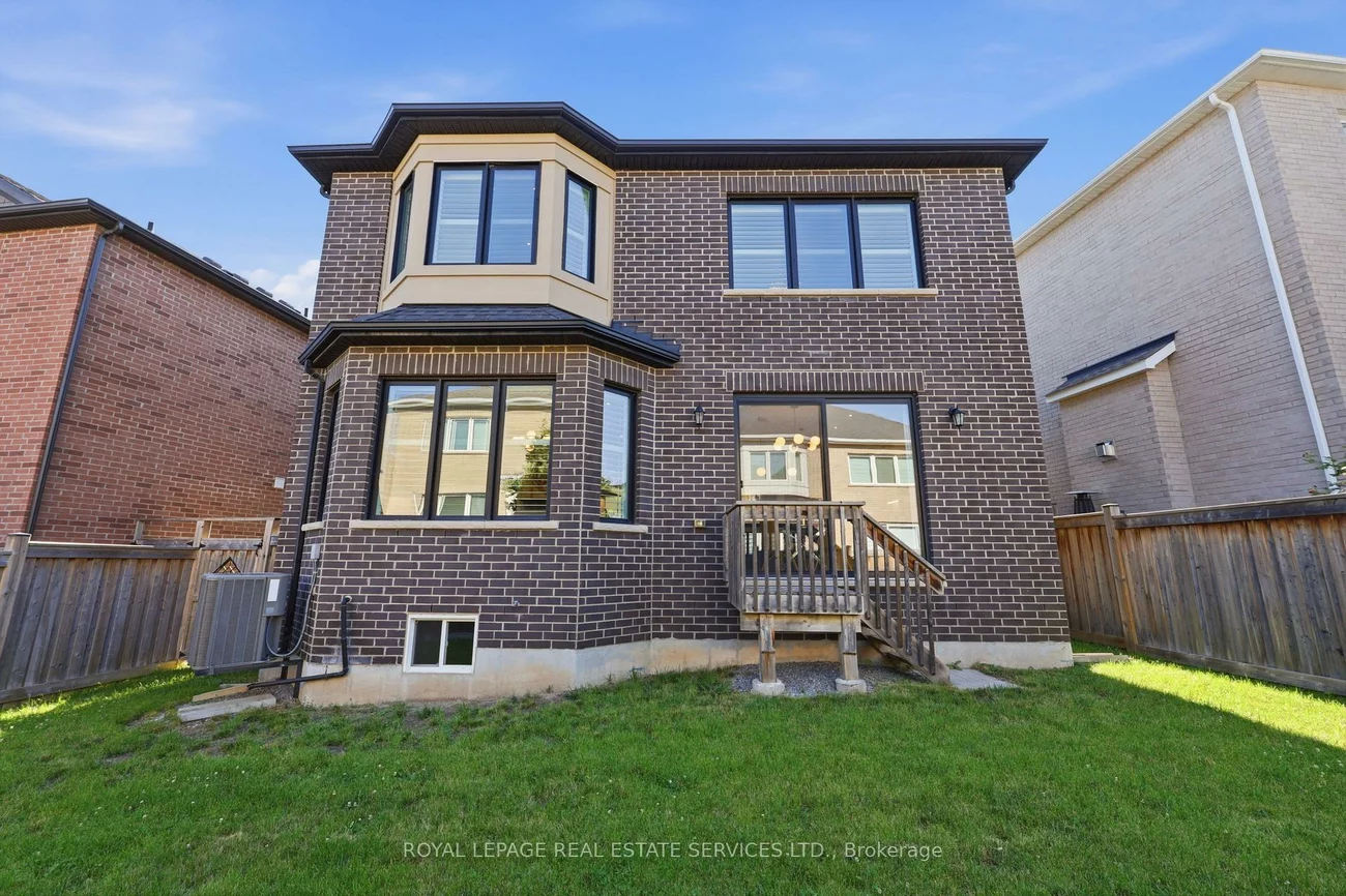 272, Wisteria, 1008 - GO Glenorchy, Oakville