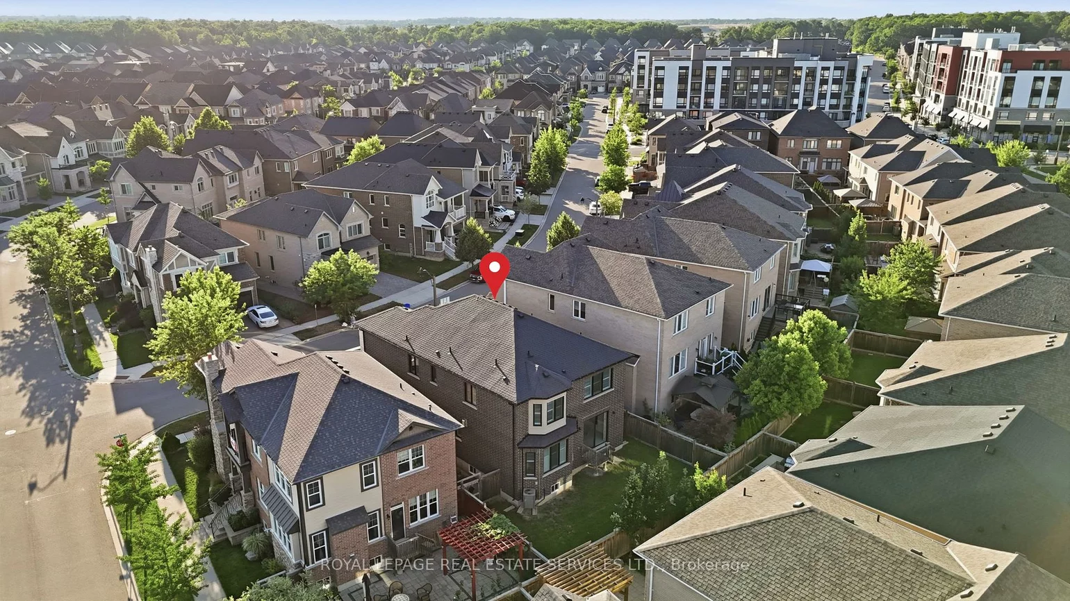 272, Wisteria, 1008 - GO Glenorchy, Oakville