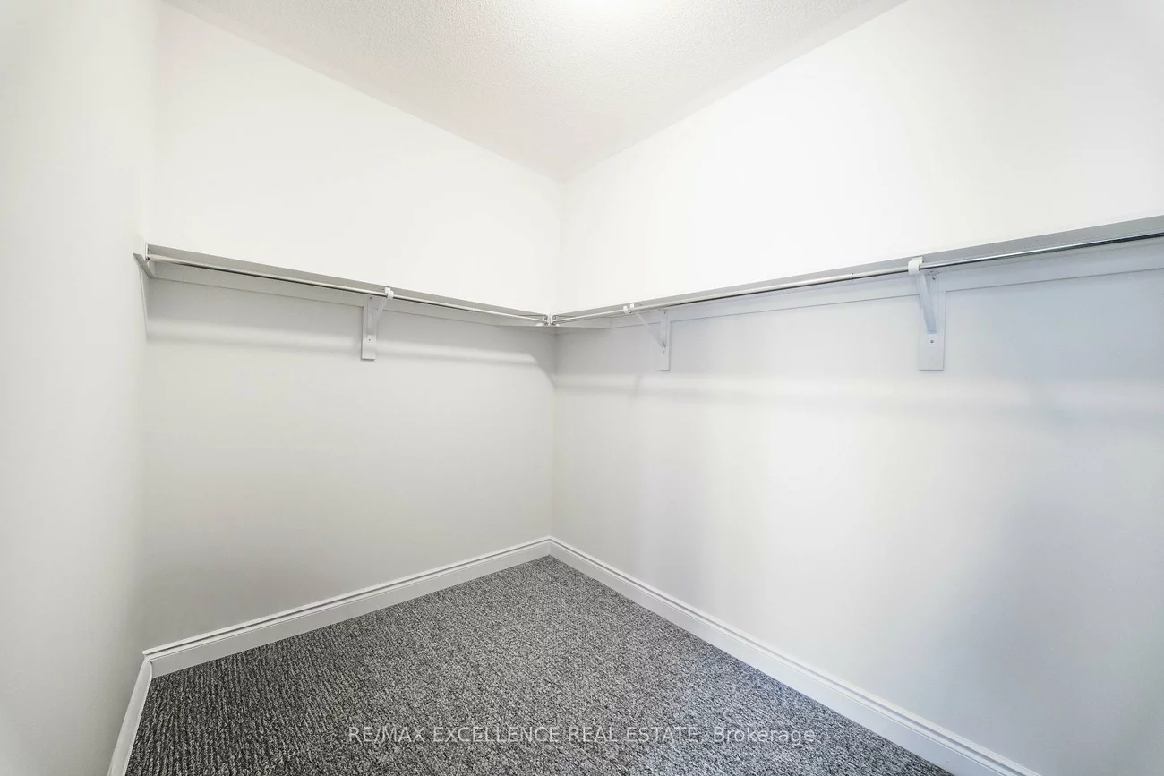 1246, Anthonia, 1010 - JM Joshua Meadows, Oakville