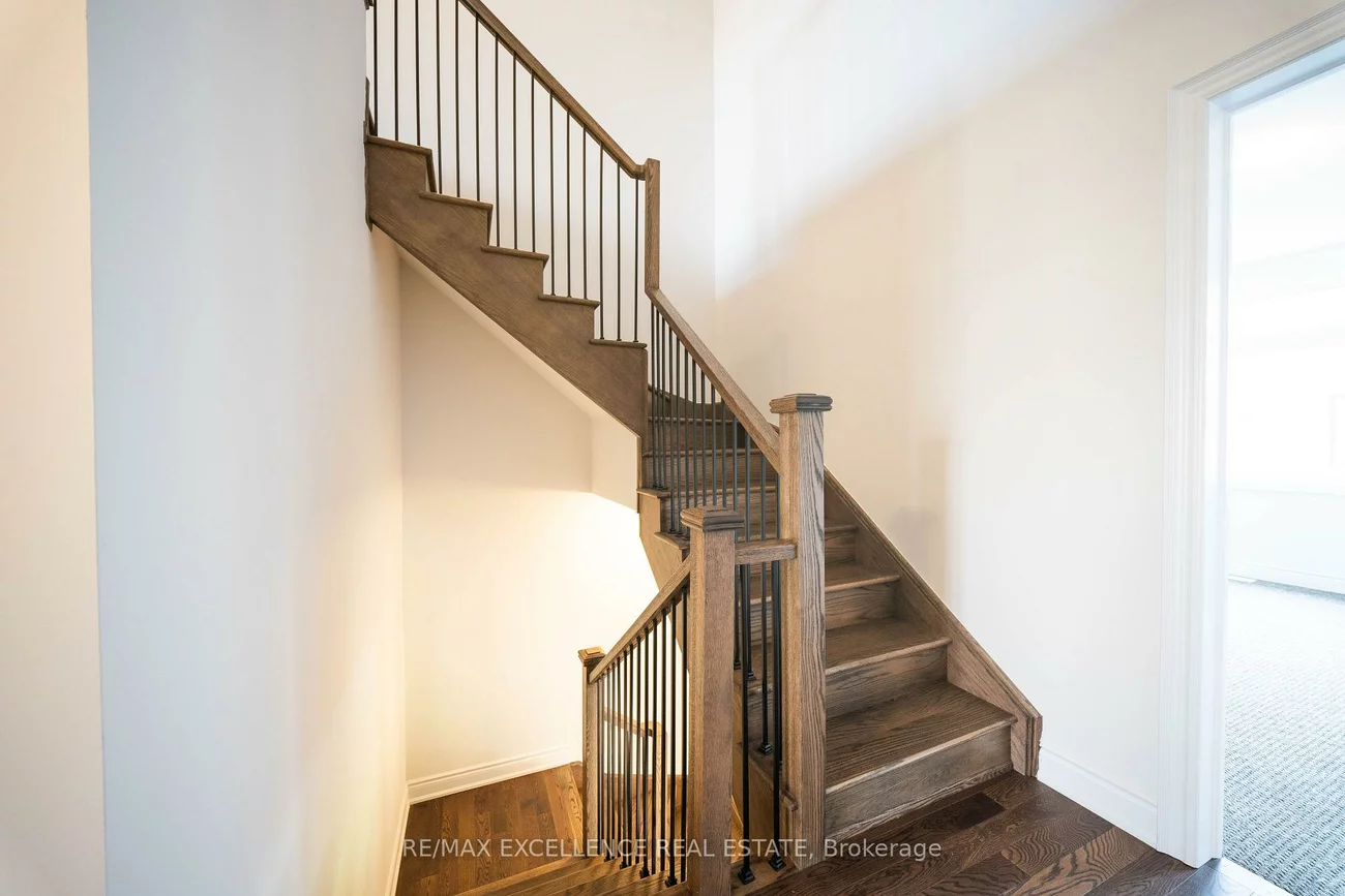 1246, Anthonia, 1010 - JM Joshua Meadows, Oakville