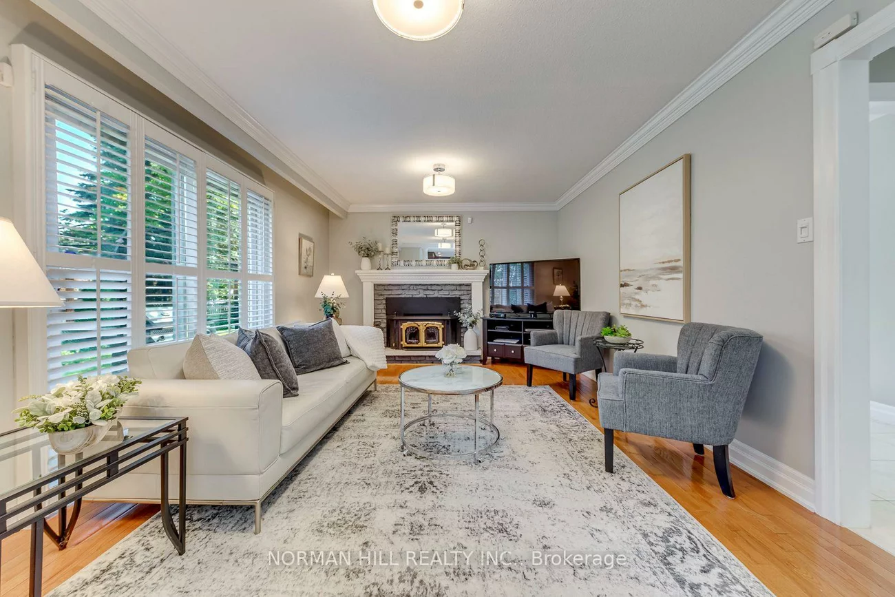 2491, Woburn, 1020 - WO West, Oakville