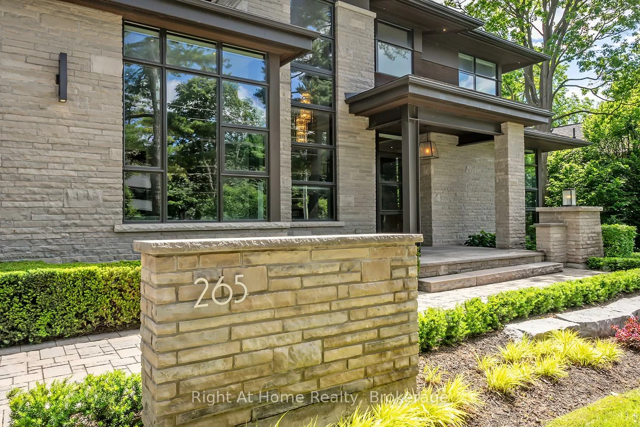 265, Maple Grove, 1006 - FD Ford, Oakville