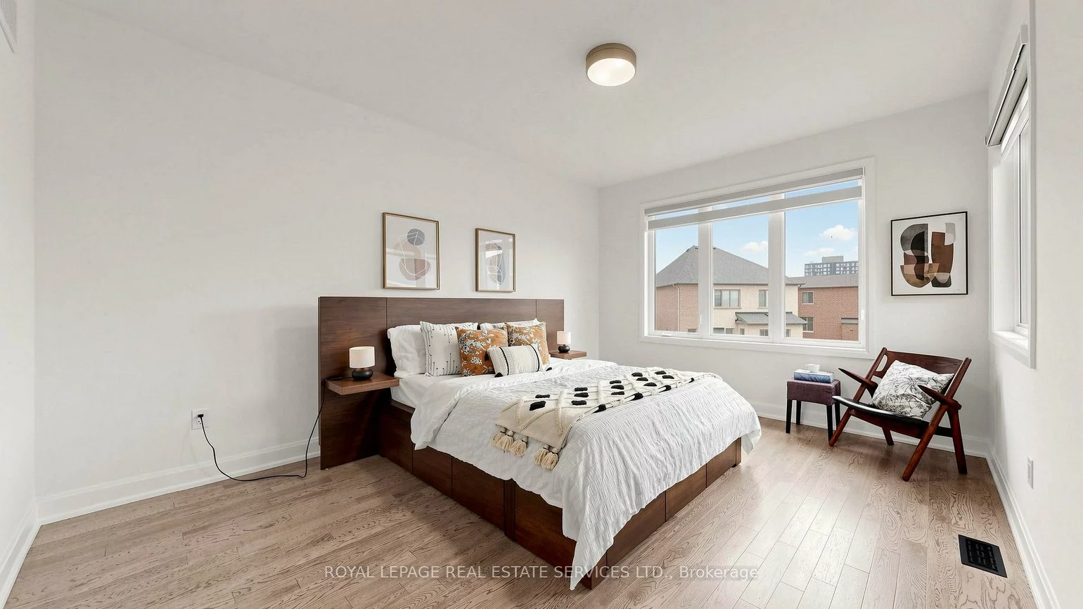 1527, Varelas, 1010 - JM Joshua Meadows, Oakville