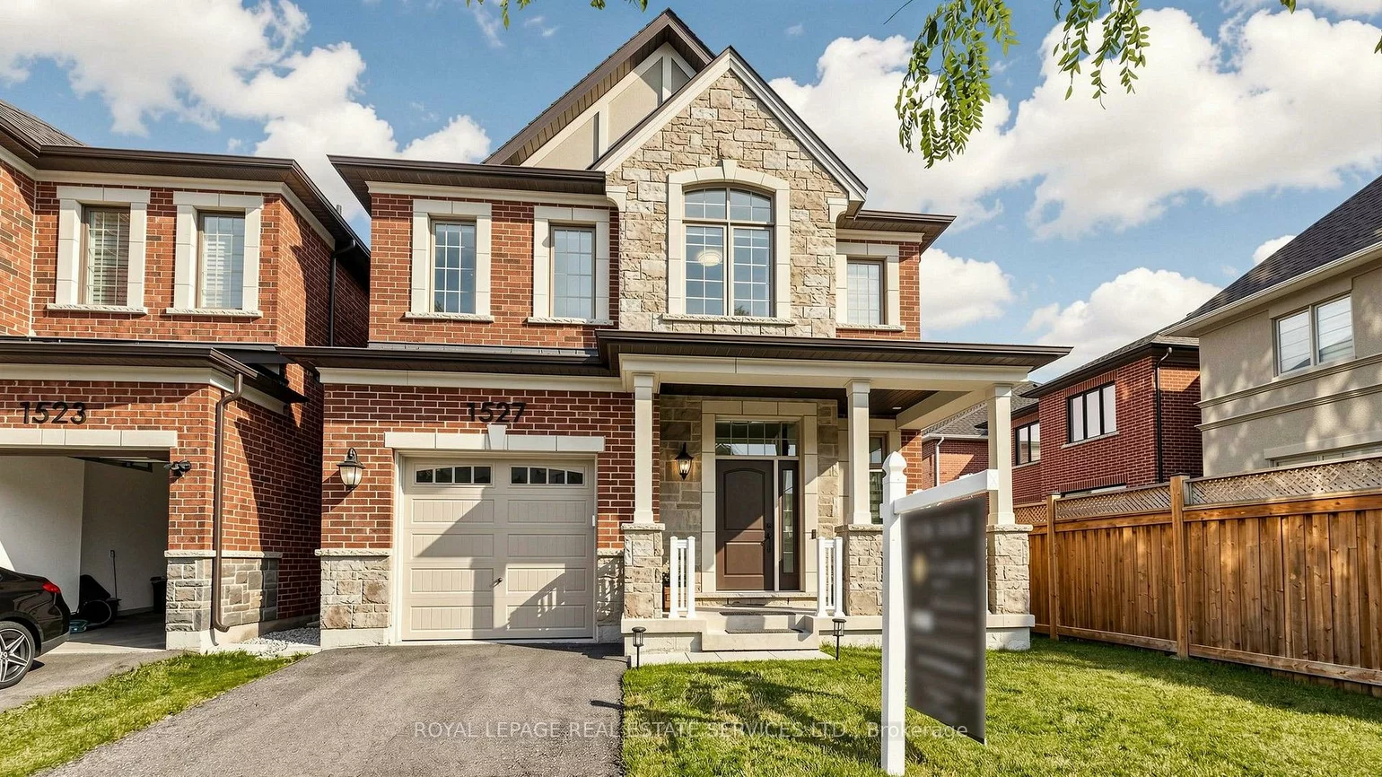 1527, Varelas, 1010 - JM Joshua Meadows, Oakville