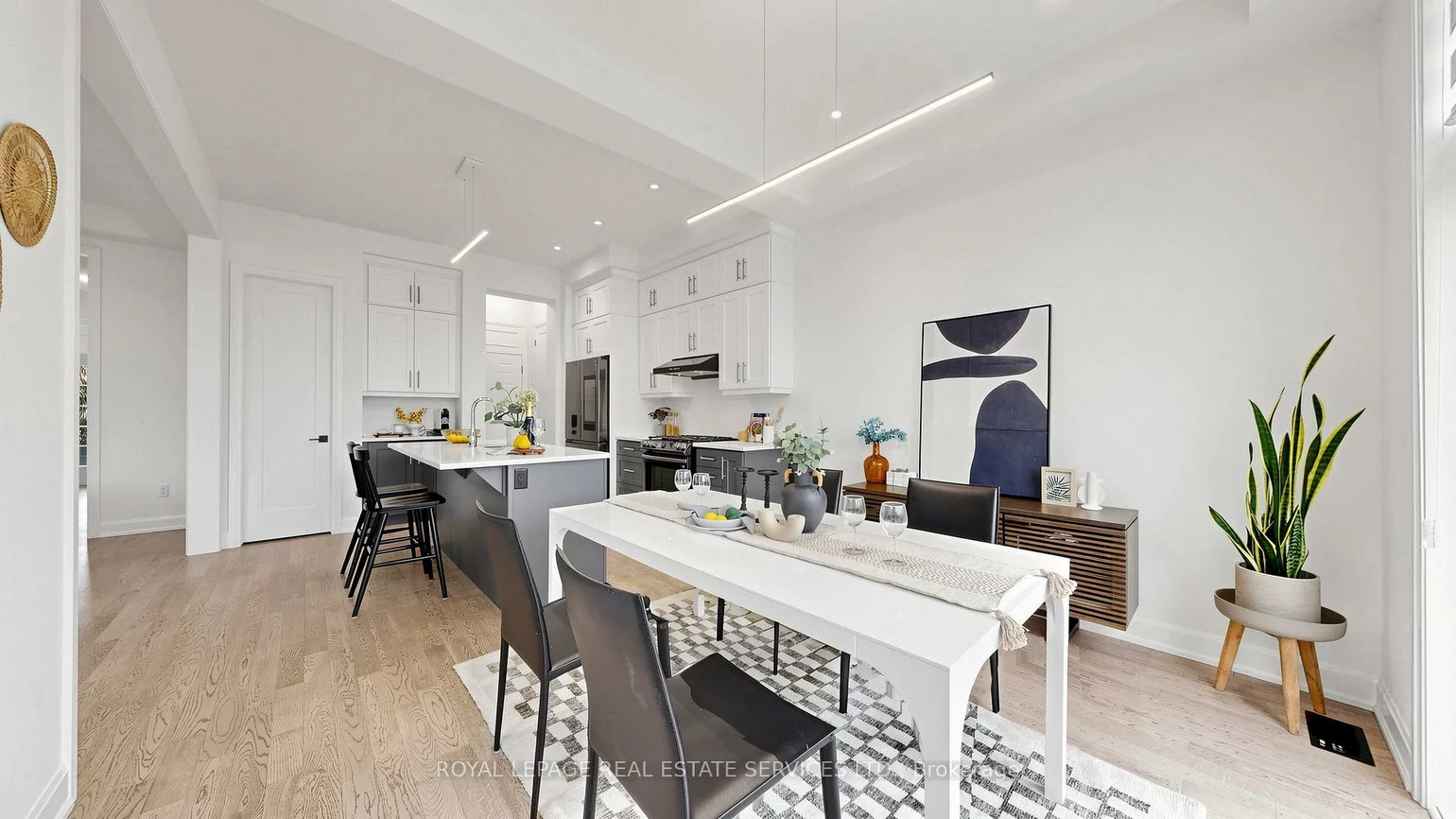 1527, Varelas, 1010 - JM Joshua Meadows, Oakville