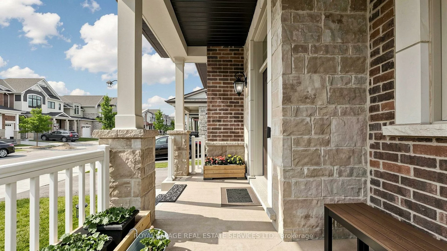 1527, Varelas, 1010 - JM Joshua Meadows, Oakville