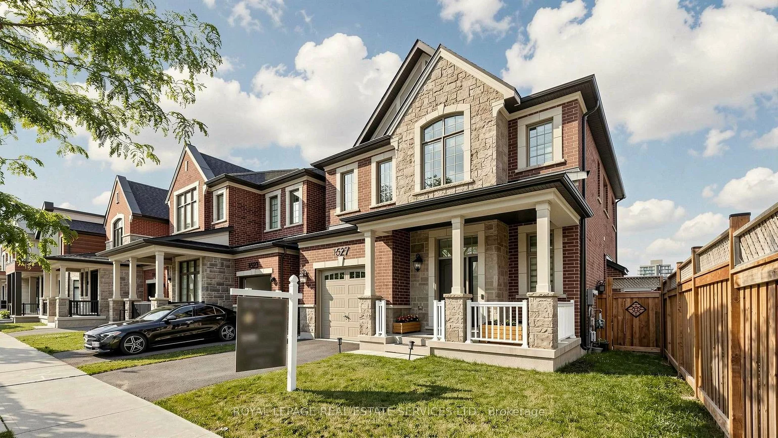 1527, Varelas, 1010 - JM Joshua Meadows, Oakville
