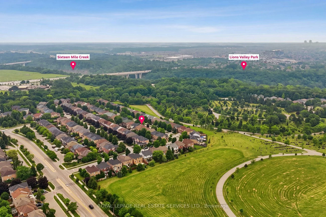 2382, Falkland, 1022 - WT West Oak Trails, Oakville