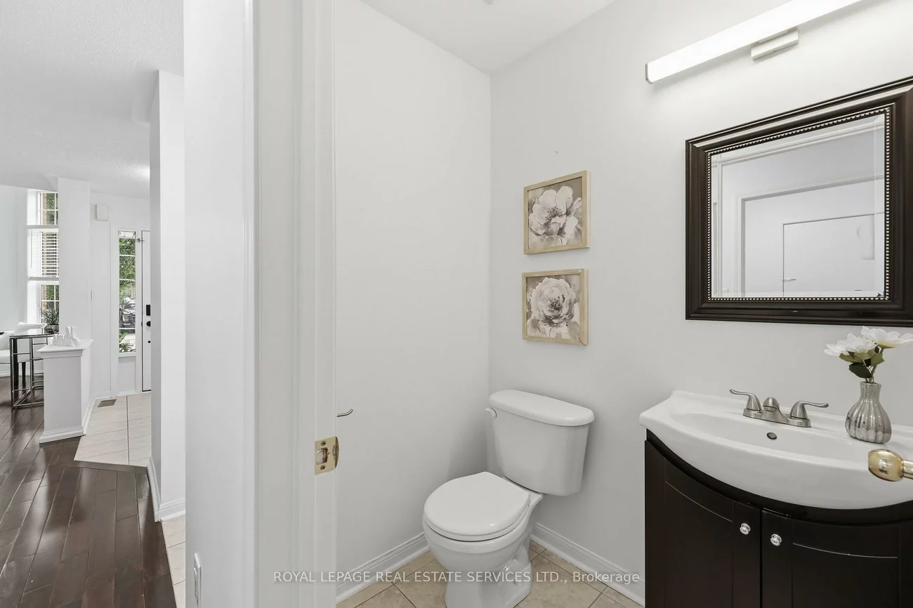 2382, Falkland, 1022 - WT West Oak Trails, Oakville