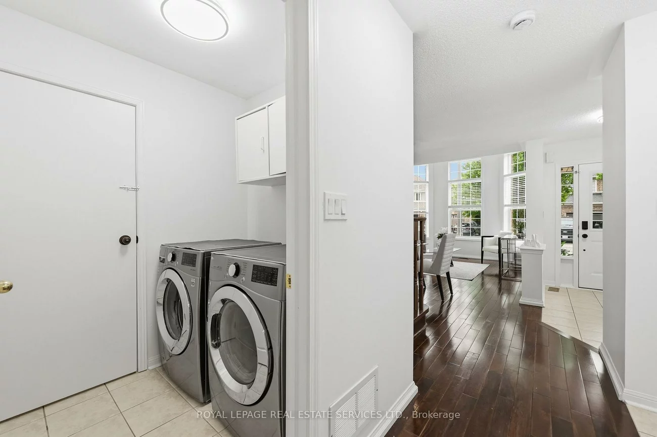 2382, Falkland, 1022 - WT West Oak Trails, Oakville