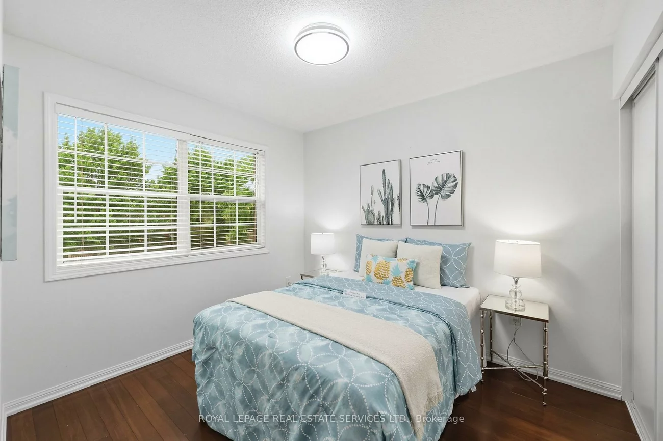 2382, Falkland, 1022 - WT West Oak Trails, Oakville