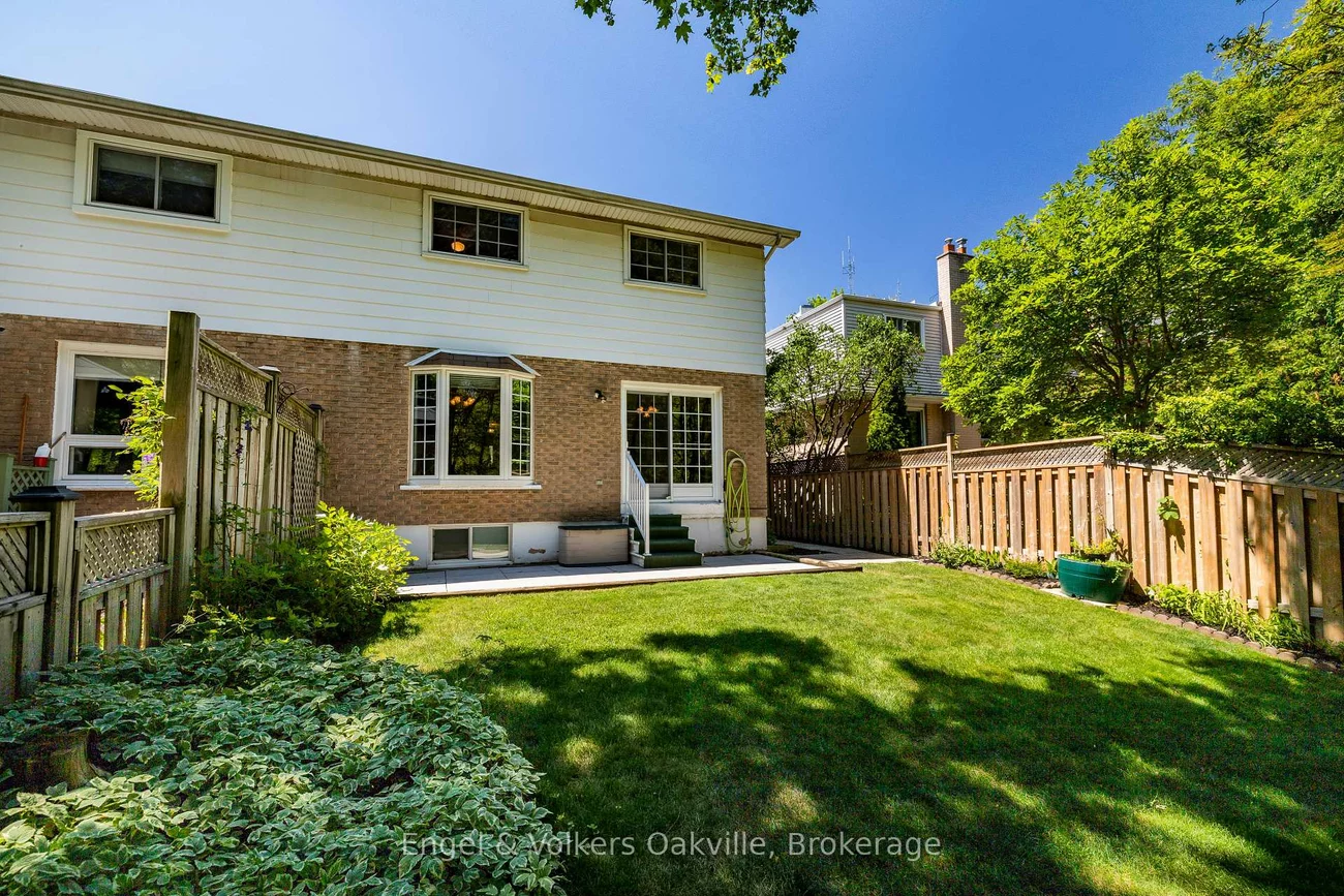 1329, White Oaks, 1005 - FA Falgarwood, Oakville