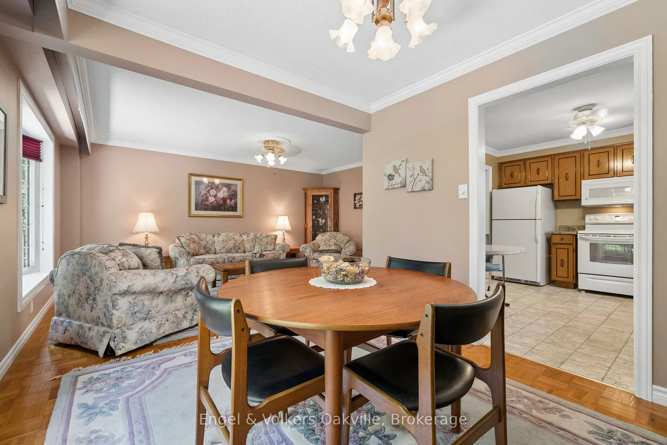 1329, White Oaks, 1005 - FA Falgarwood, Oakville