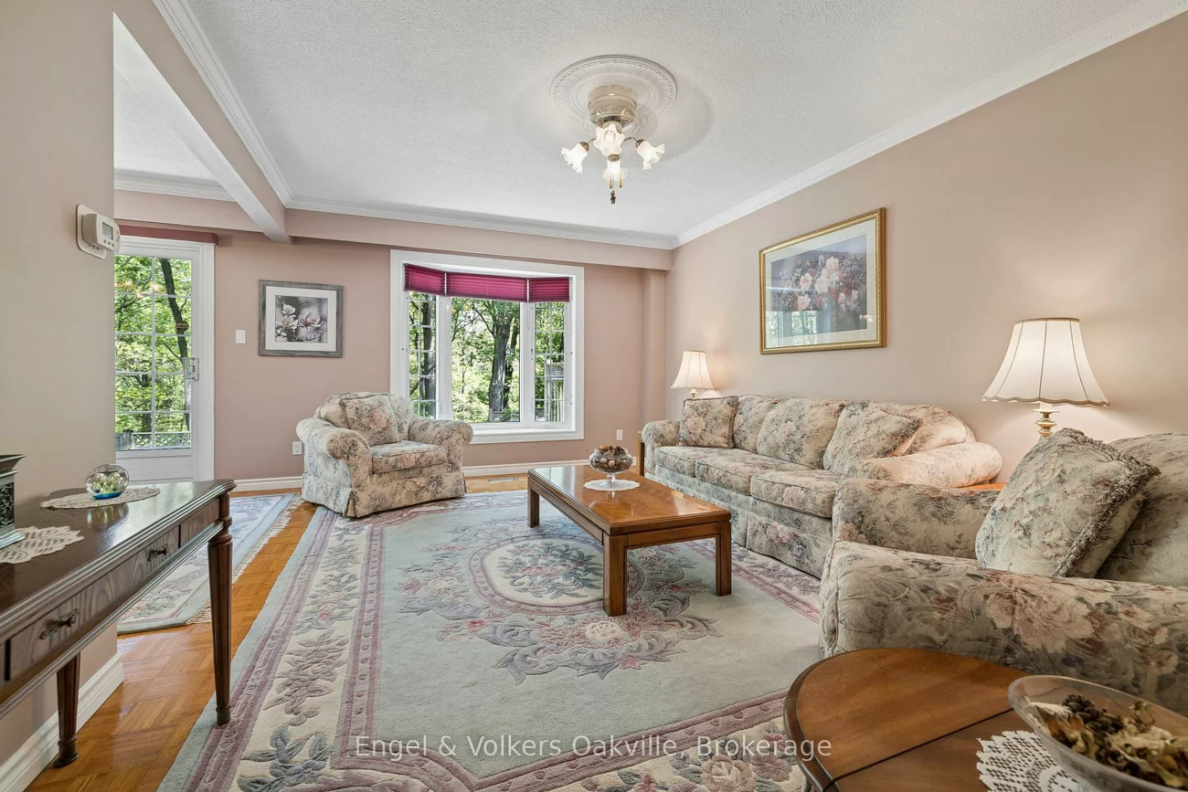 1329, White Oaks, 1005 - FA Falgarwood, Oakville