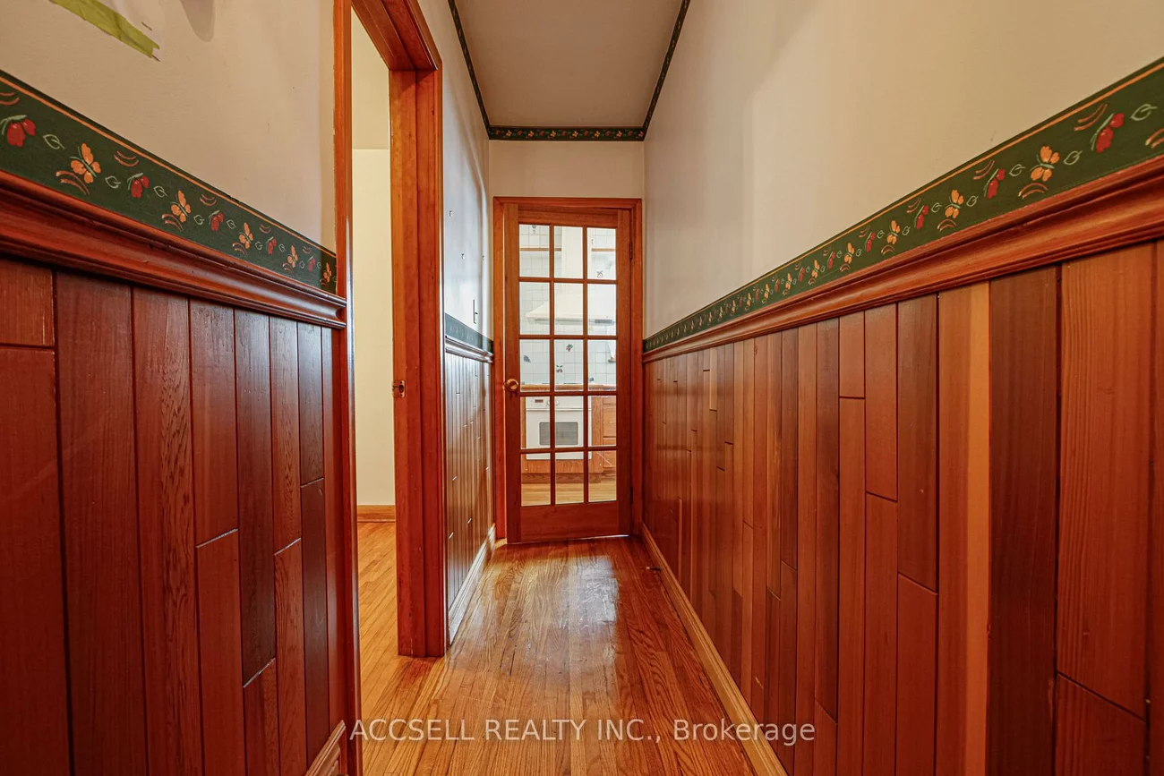 1358, Sedgewick, 1017 - SW Southwest, Oakville