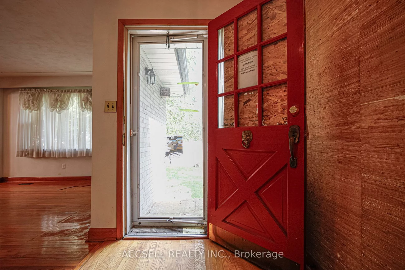 1358, Sedgewick, 1017 - SW Southwest, Oakville