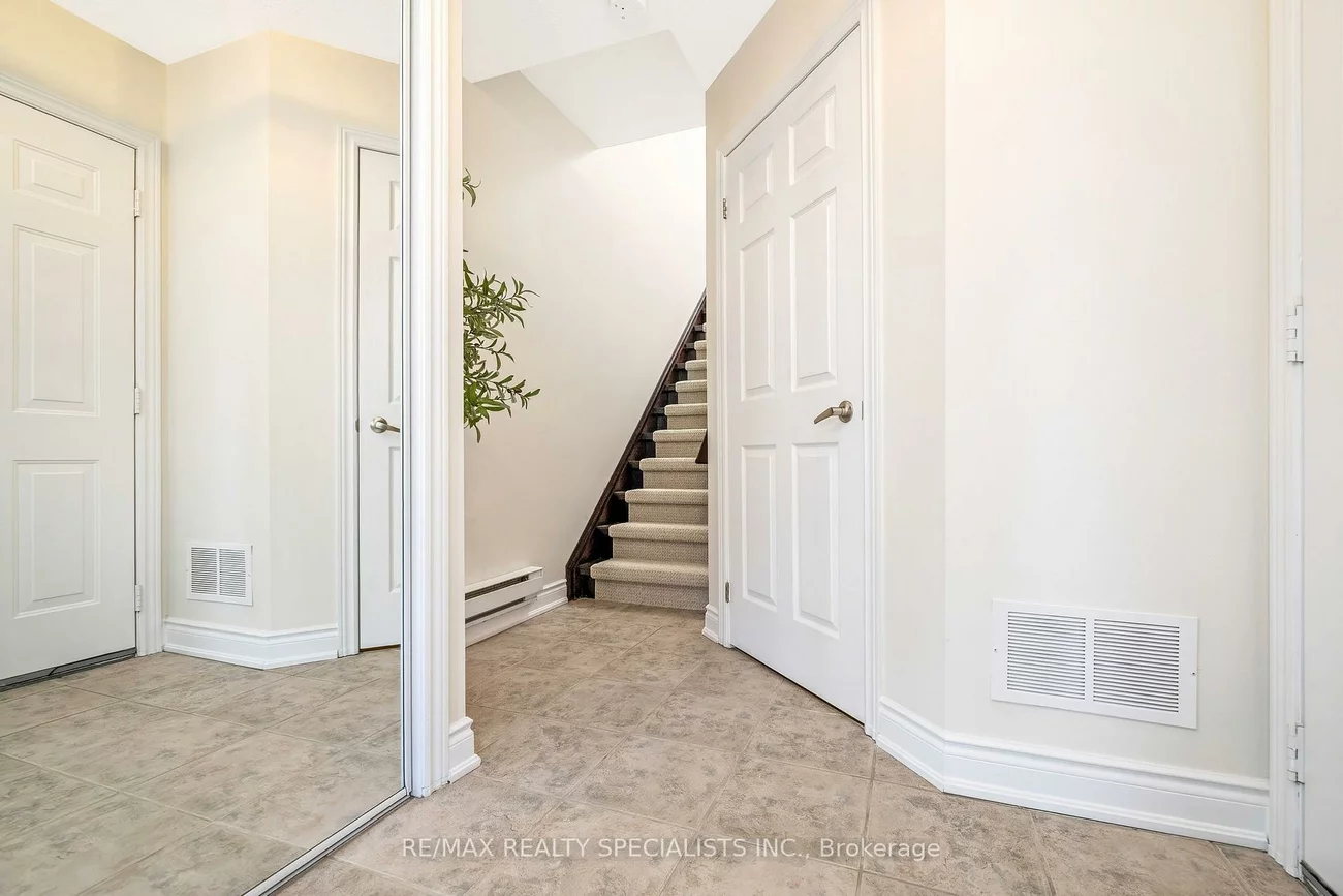 3032, Drumloch, 1000 - BC Bronte Creek, Oakville