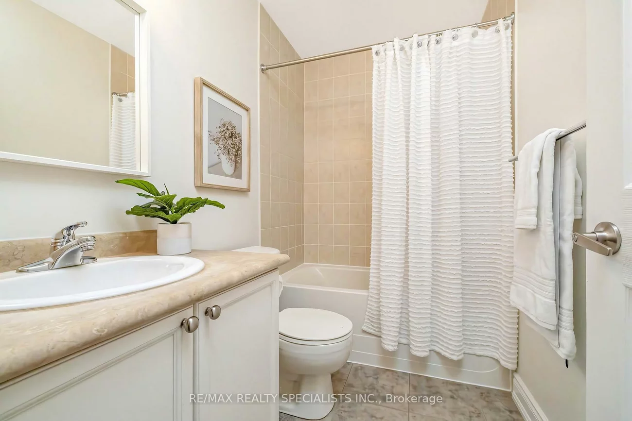 3032, Drumloch, 1000 - BC Bronte Creek, Oakville
