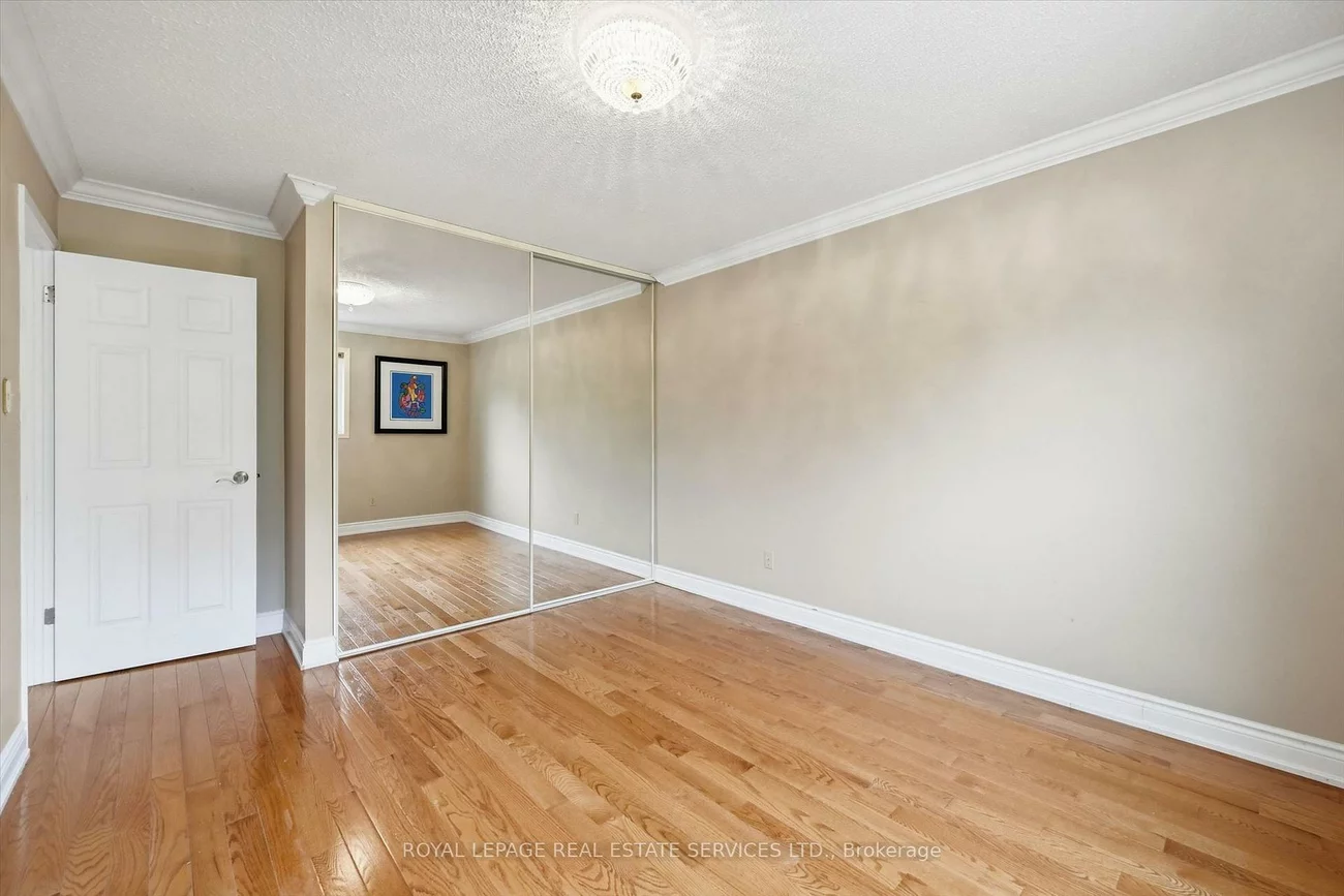 1210, Grand, 1005 - FA Falgarwood, Oakville