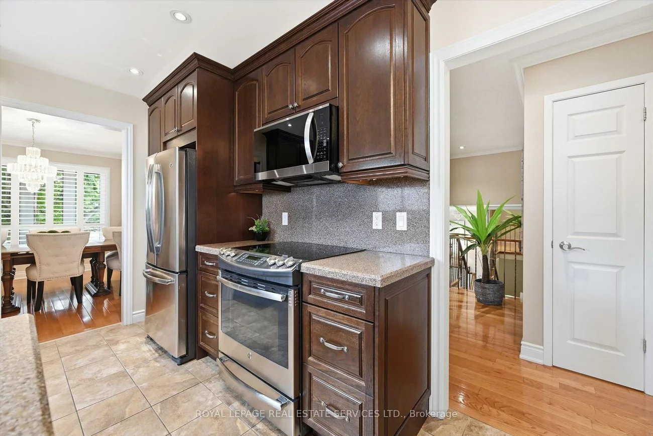 1210, Grand, 1005 - FA Falgarwood, Oakville