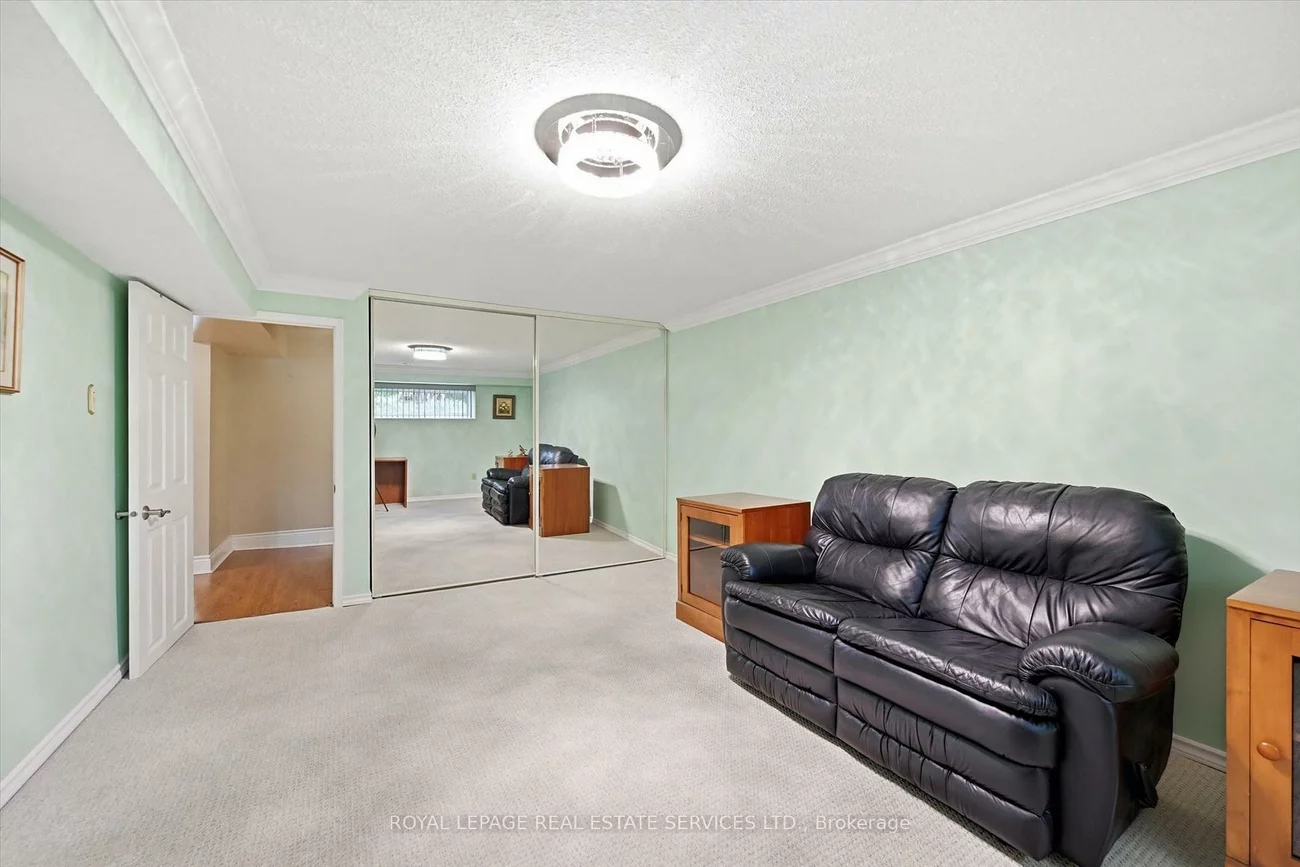 1210, Grand, 1005 - FA Falgarwood, Oakville