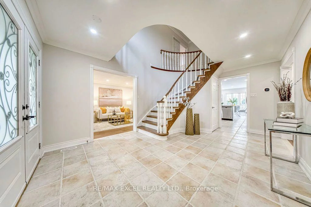 2105, Oakmead, 1015 - RO River Oaks, Oakville