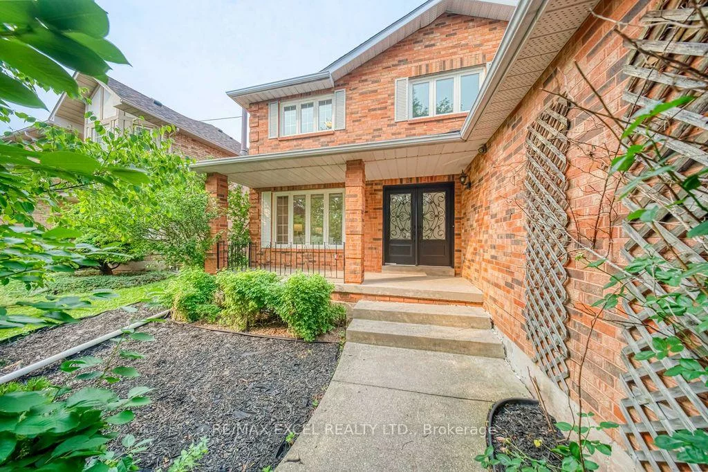 2105, Oakmead, 1015 - RO River Oaks, Oakville