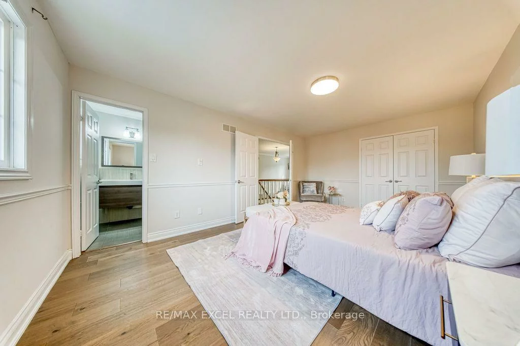2105, Oakmead, 1015 - RO River Oaks, Oakville