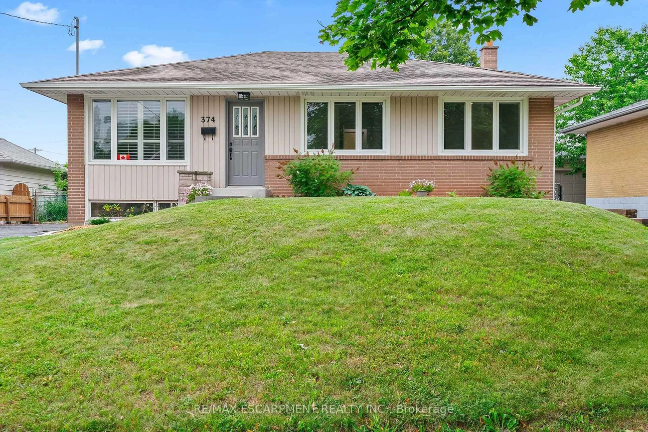 374, ST. AUGUSTINE, 1002 - CO Central, Oakville