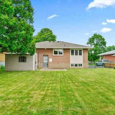 374, ST. AUGUSTINE, 1002 - CO Central, Oakville
