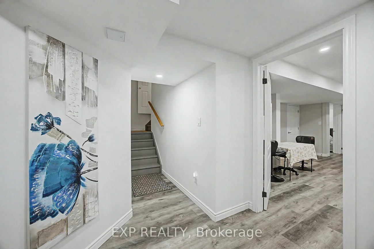 379, Grovehill, 1015 - RO River Oaks, Oakville