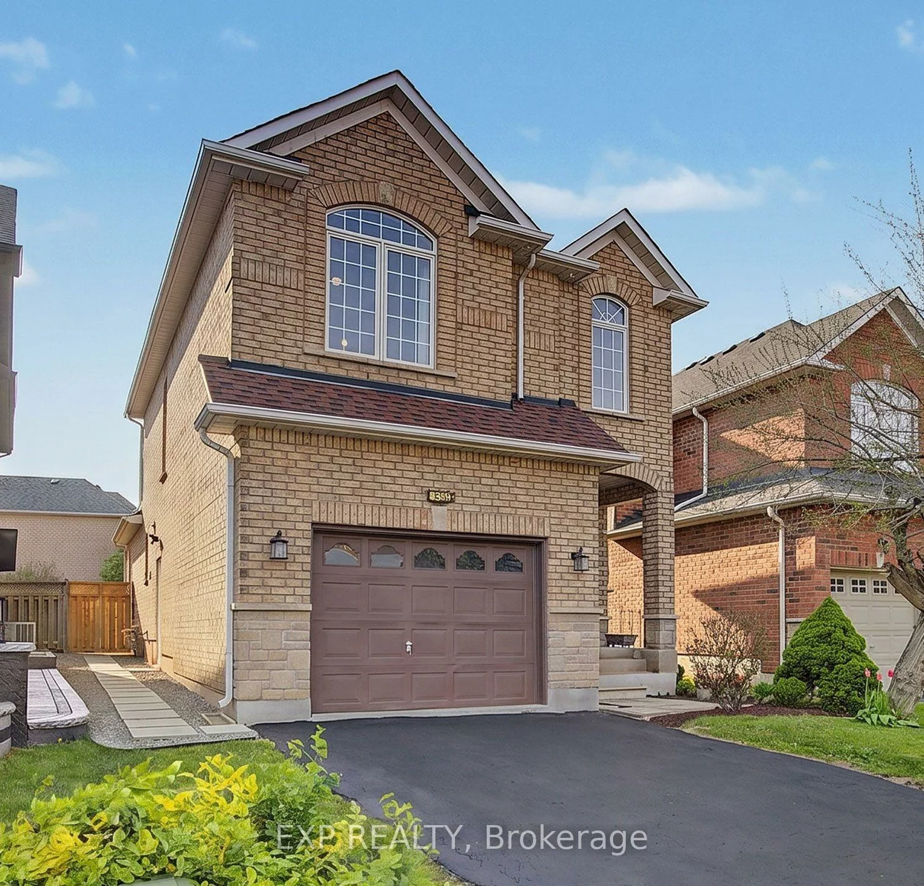 379, Grovehill, 1015 - RO River Oaks, Oakville