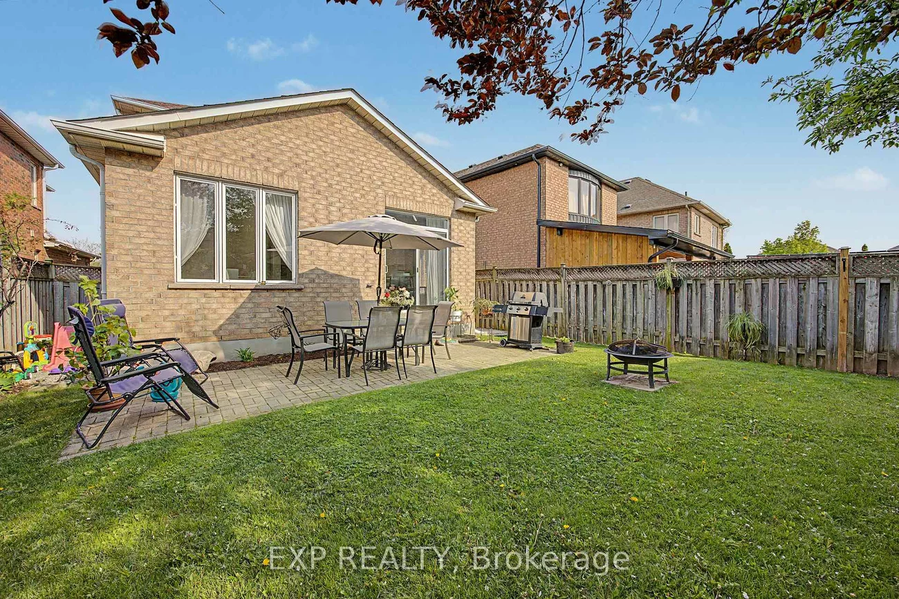 379, Grovehill, 1015 - RO River Oaks, Oakville