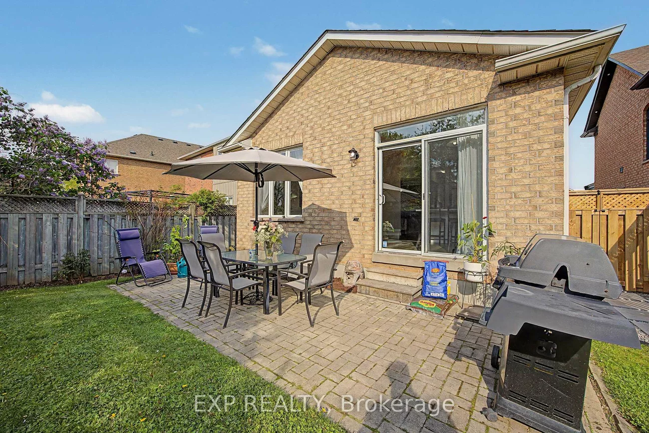 379, Grovehill, 1015 - RO River Oaks, Oakville