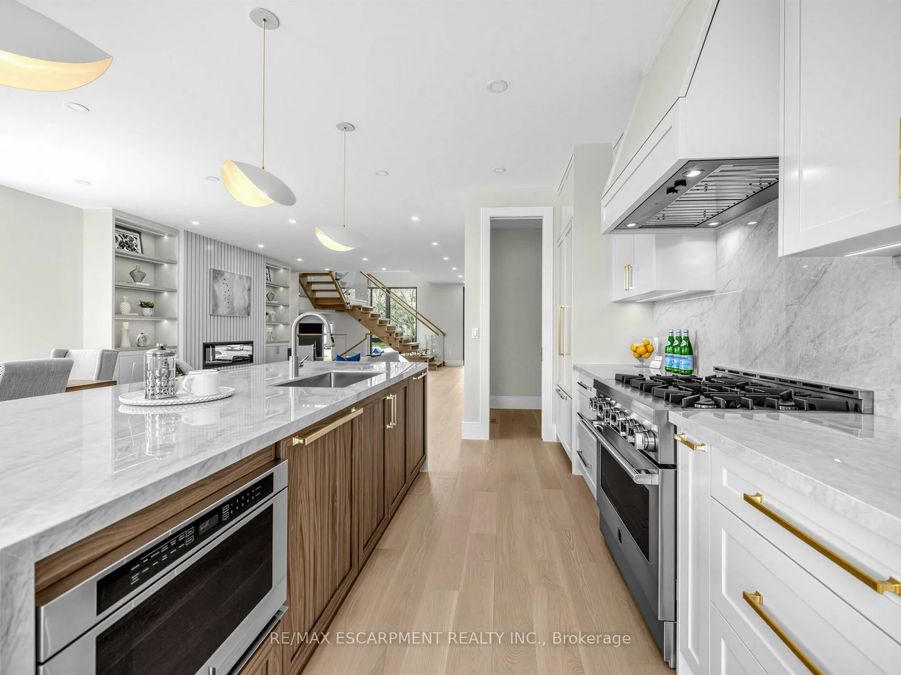2488, Bridge, 1020 - WO West, Oakville