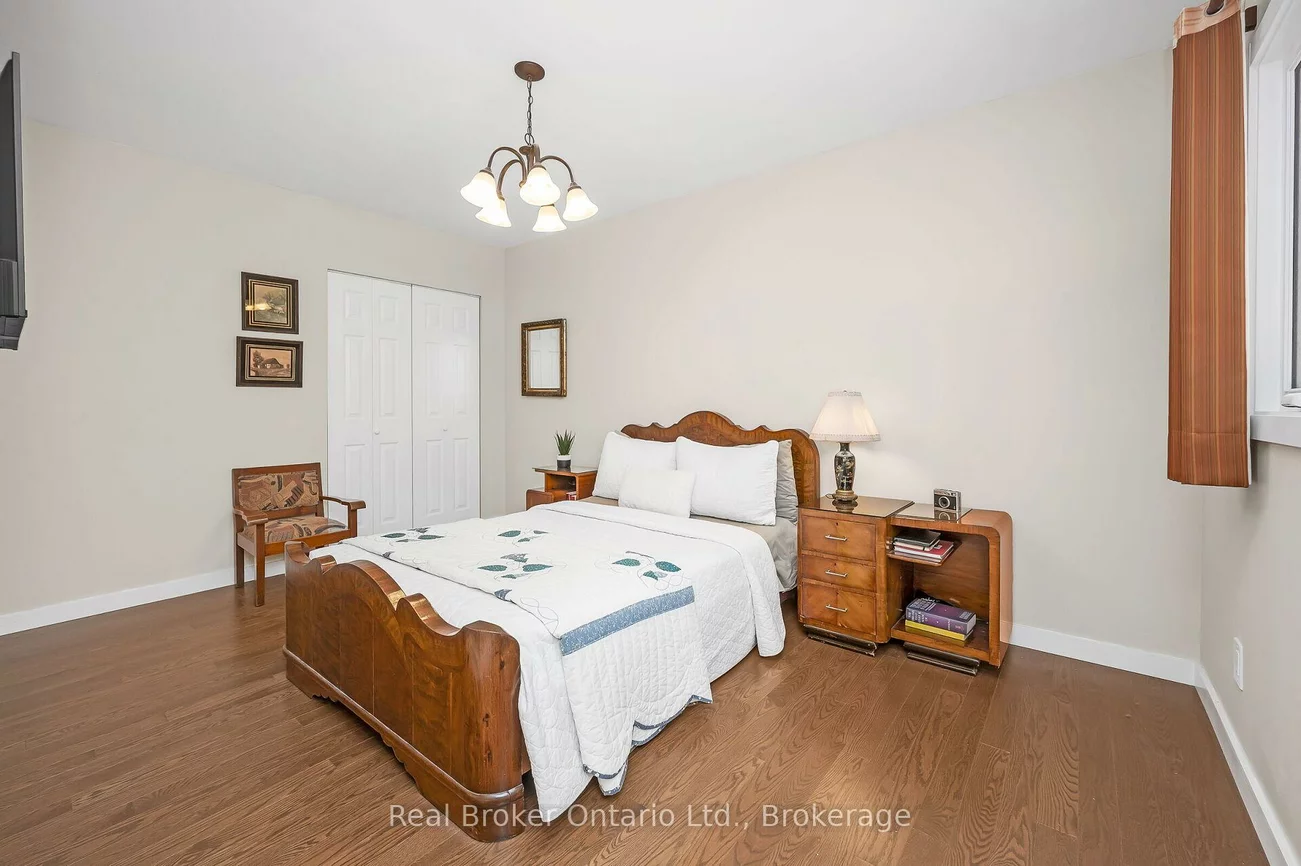285, Surrey, 1001 - BR Bronte, Oakville