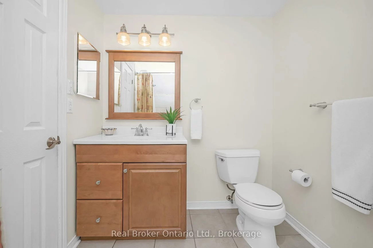 285, Surrey, 1001 - BR Bronte, Oakville