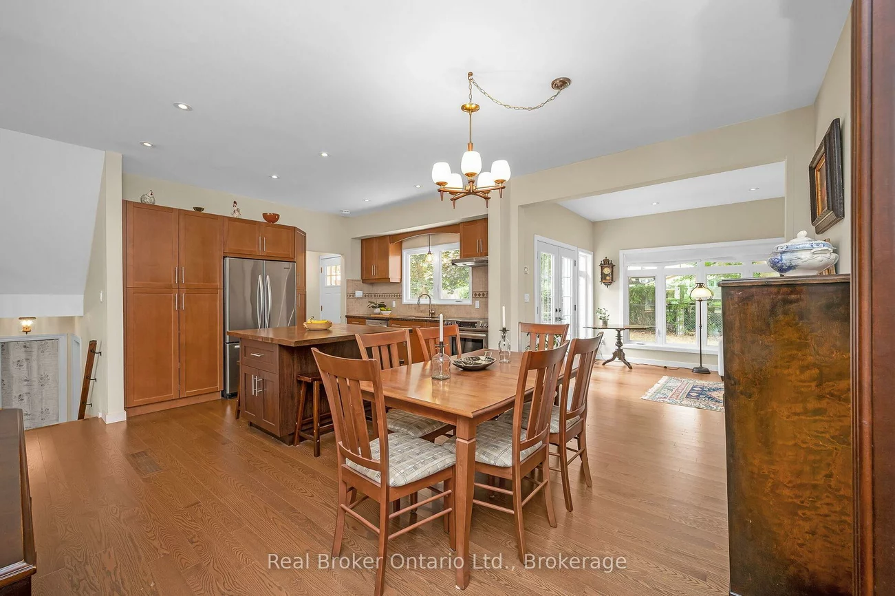 285, Surrey, 1001 - BR Bronte, Oakville