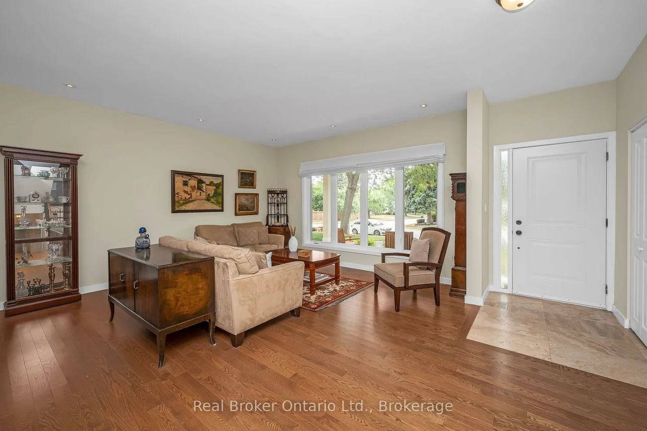 285, Surrey, 1001 - BR Bronte, Oakville