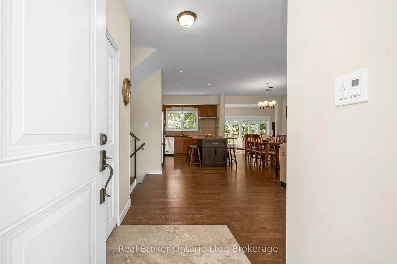 285, Surrey, 1001 - BR Bronte, Oakville