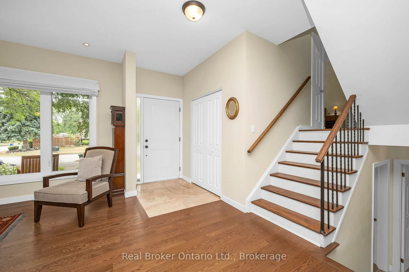 285, Surrey, 1001 - BR Bronte, Oakville