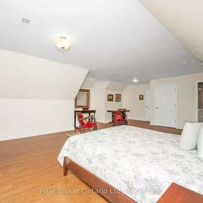 285, Surrey, 1001 - BR Bronte, Oakville