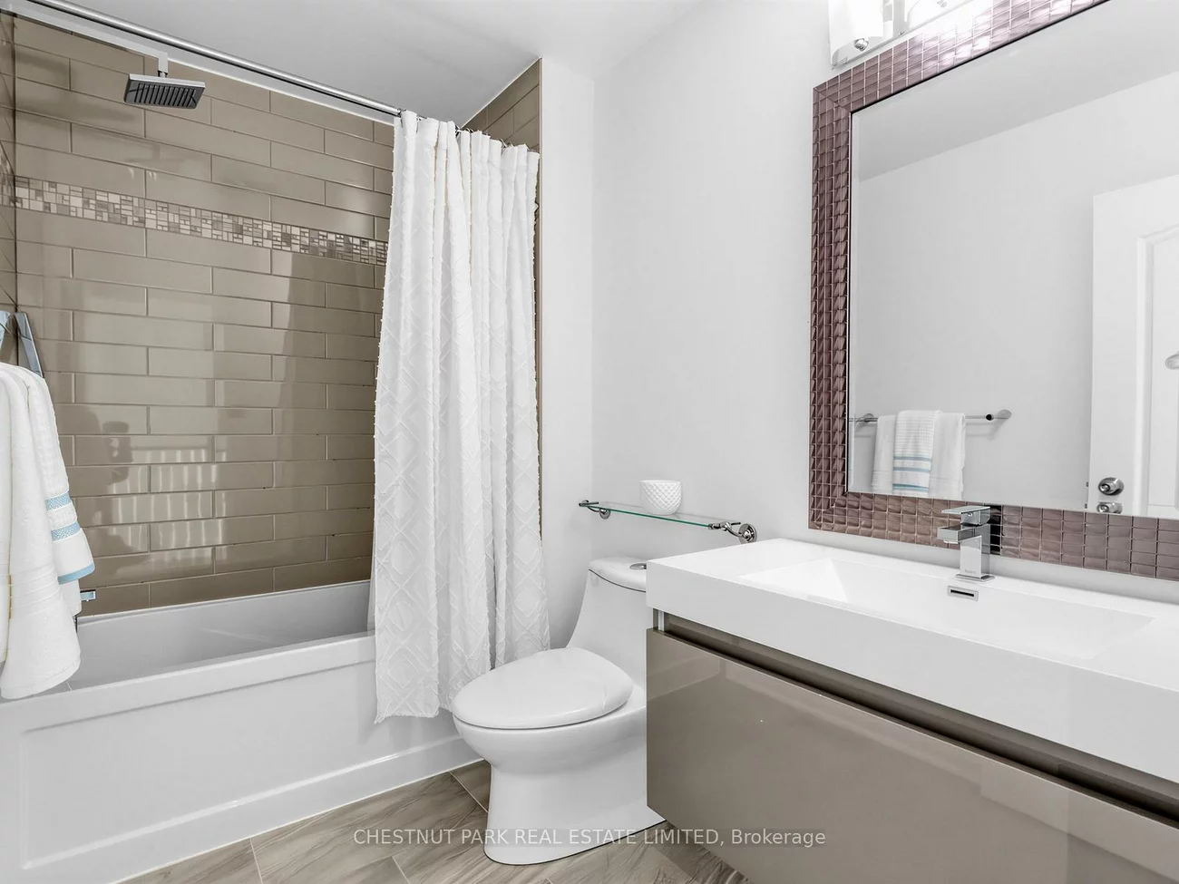 24, The Greenery, 1015 - RO River Oaks, Oakville